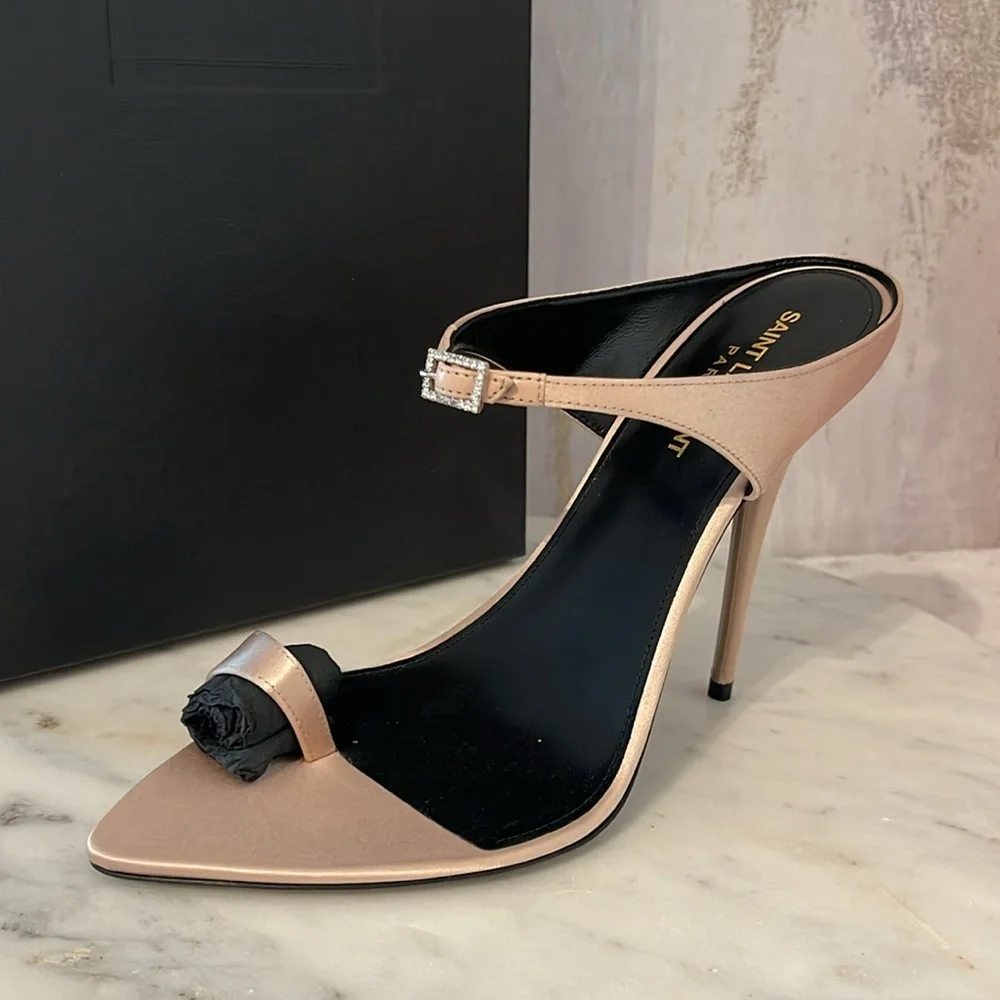 Saint Laurent Women's Tan Heels with Black Rose Detail - Picture 4 of 10